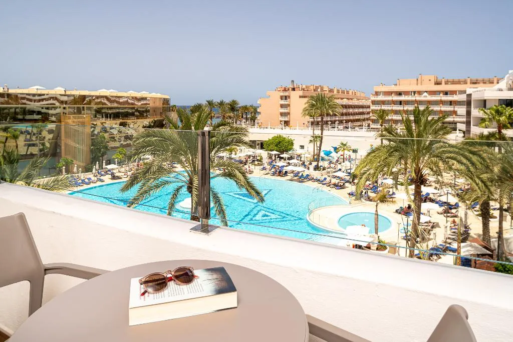 SUITE POOL VIEW Room, Mediterranean Palace, Tenerife