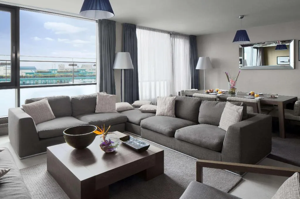 Room, Radisson Blu Royal Hotel, Dublin, Dublin