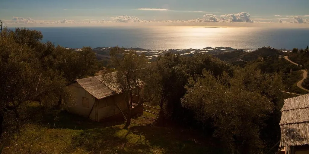 Room, Campo Agave - Boutique B&B en Glamping, Costa Del Sol