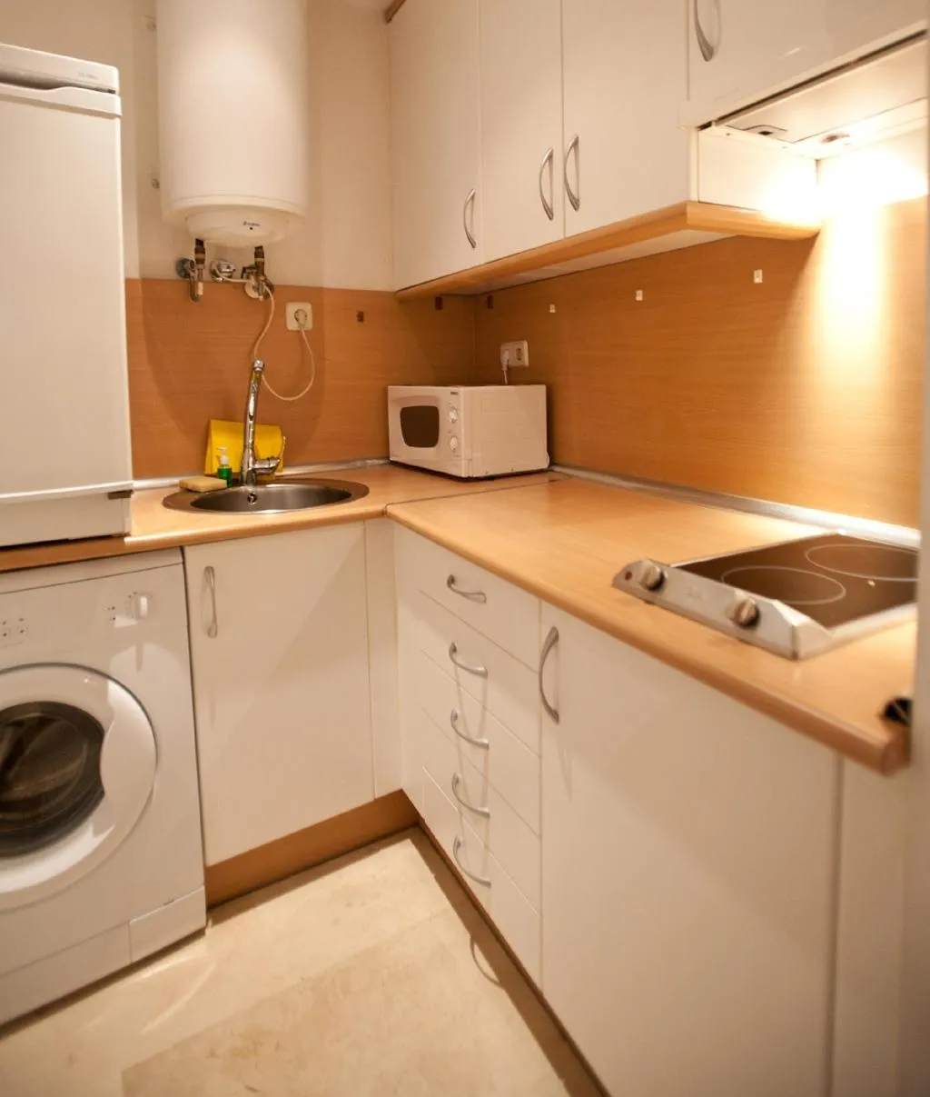 APARTMENT SUPERIOR ONE BEDROOM Room, Suites You Mercury, Madrid