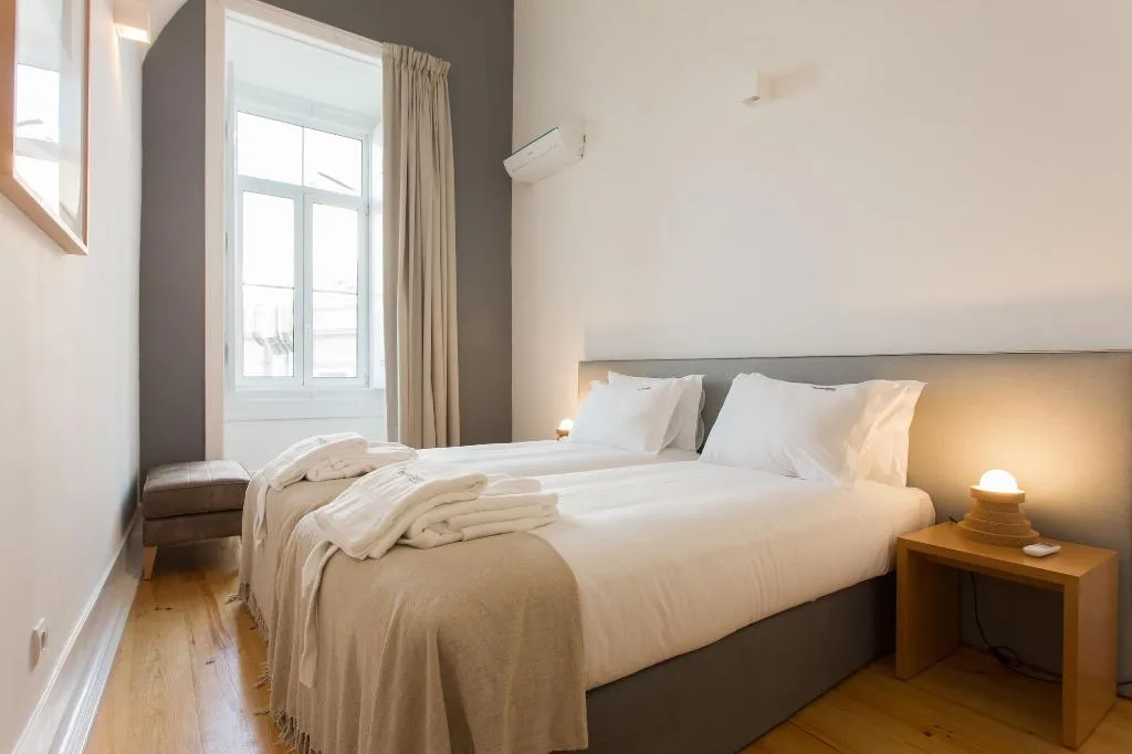 Room, Feels Like Home Chiado Prime Suites, Lisbon