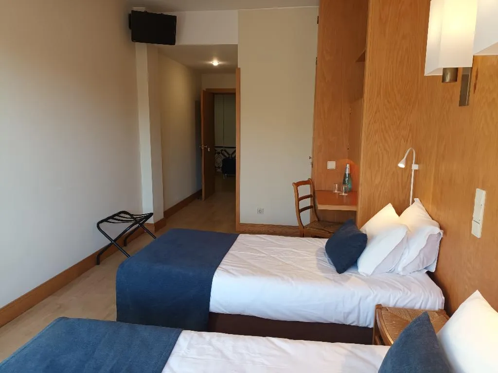 Double or Twin SUPERIOR WITH VIEWS Room, Vilar Oporto Hotel, Porto