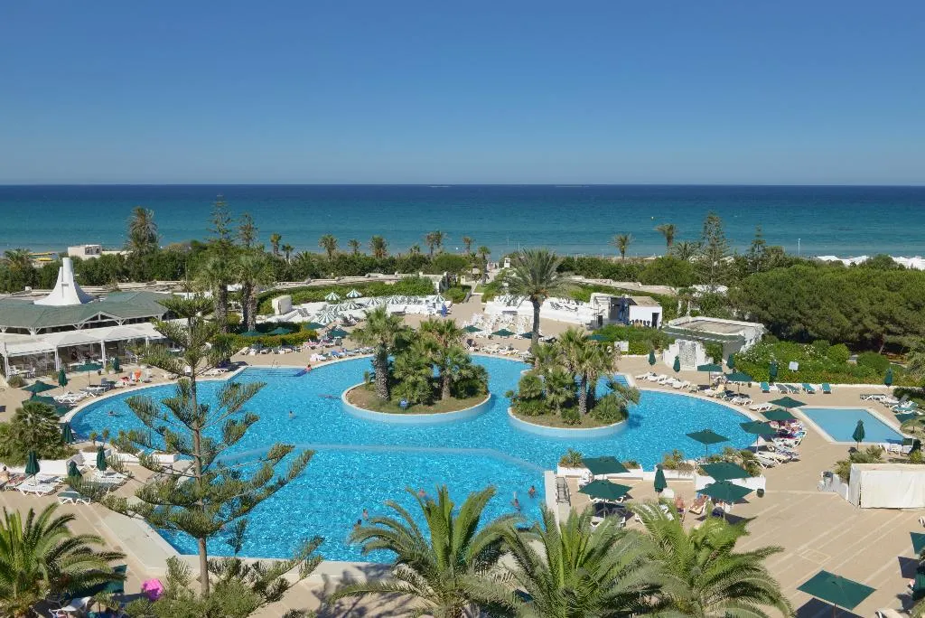 Pool, El Mansour, Tunisia
