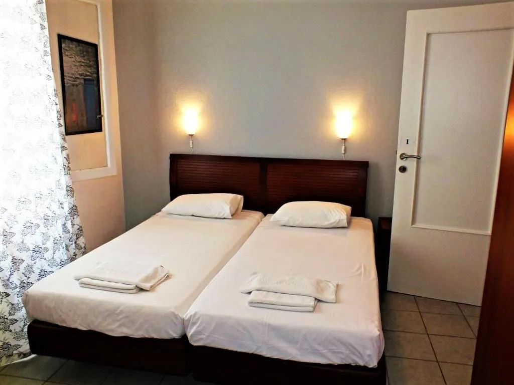 Double or Twin STANDARD Room, Argo, Skiathos