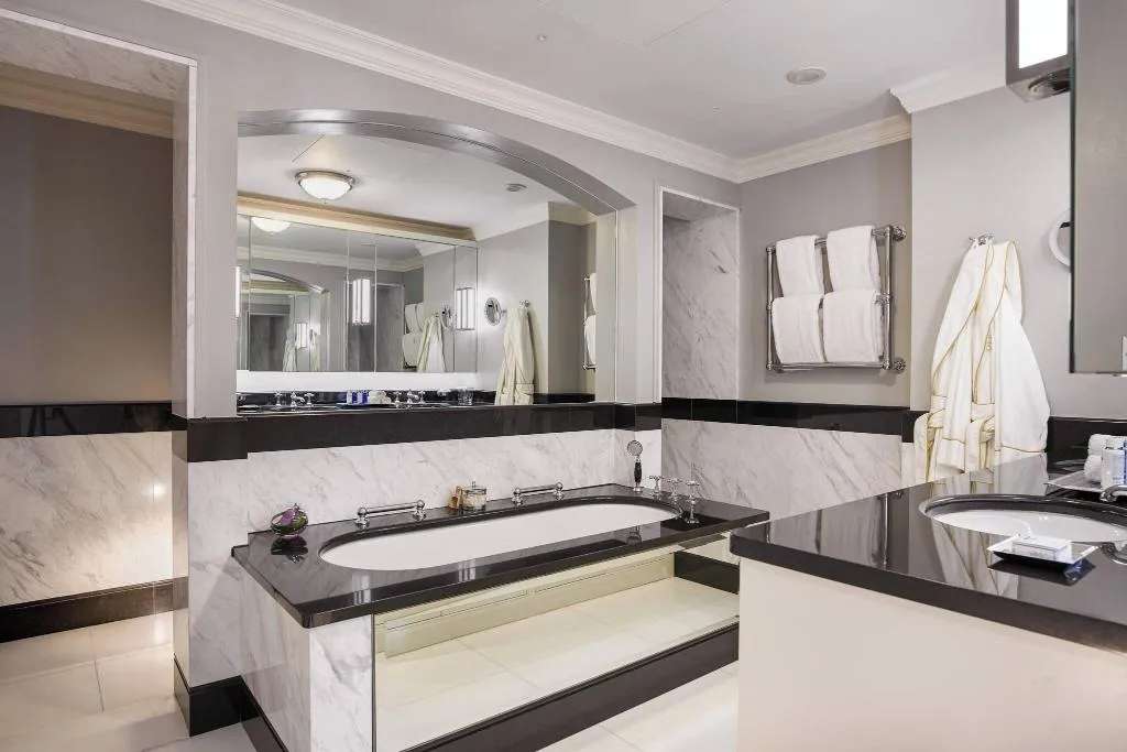 Room, The Shelbourne, Autograph Collection, Dublin