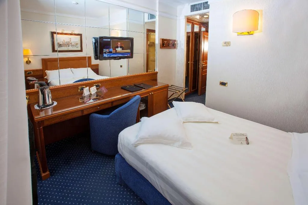 Room, Hotel Berna, Milan