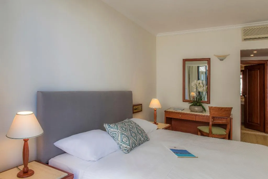 Double or Twin SEA VIEW WITH BALCONY Room, Mitsis La Vita, Rhodes