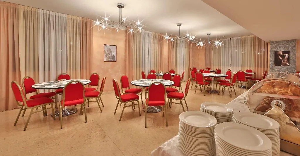 Restaurant, Best Western Cavalieri della Corona, Milan