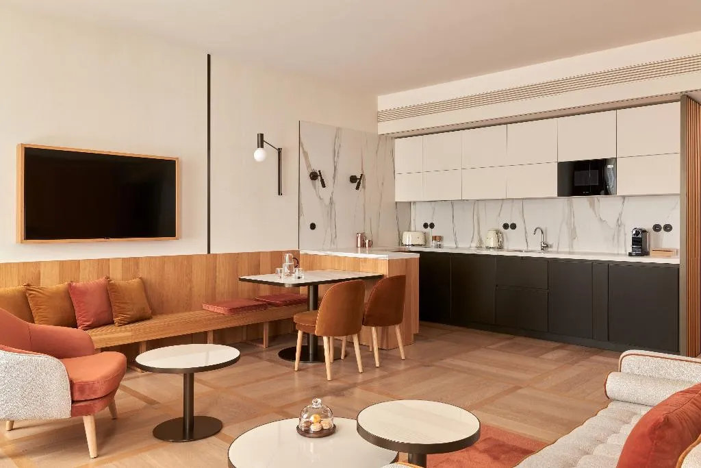 SUITE DELUXE ONE BED Room, The Julius Prague, Prague