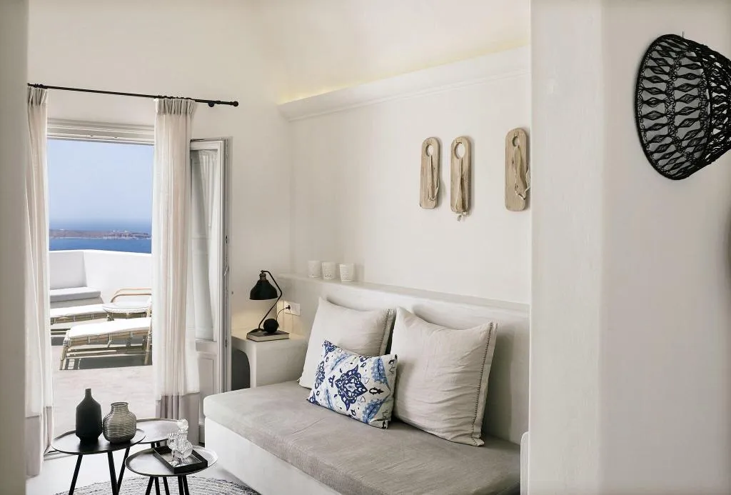 Room, Santo Pure Oia Suites and Villas, Santorini
