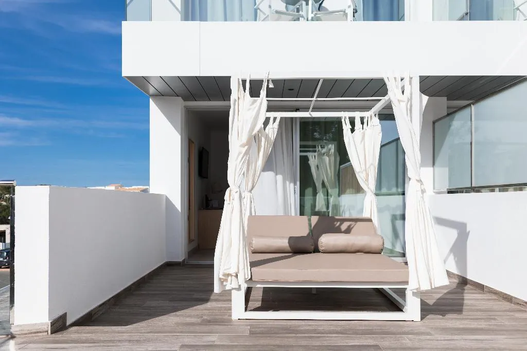 DOUBLE DELUXE SUPERIOR Room, Petit Sagitario ( Only Adults ), Menorca