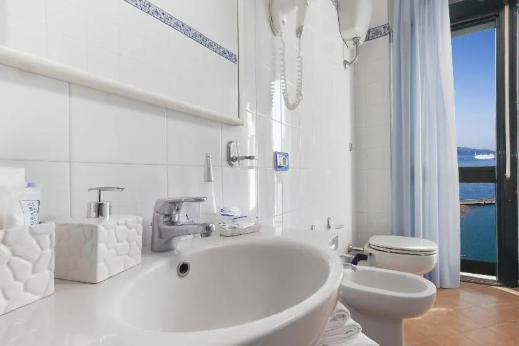 DOUBLE STANDARD Room, Panorama Palace, Naples