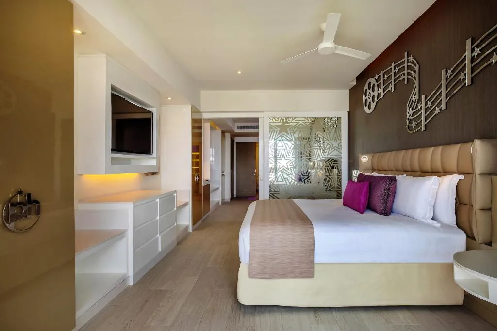 SUITE PREMIER Room, Planet Hollywood Cancun by Royalton, Cancun Area
