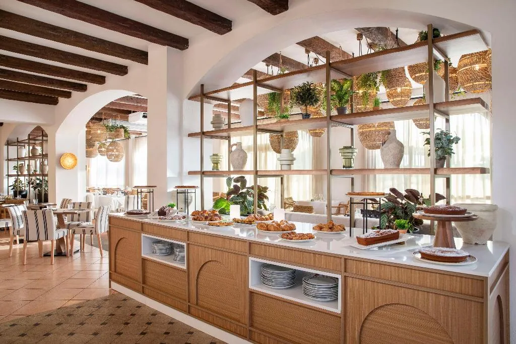 Restaurant, Mangia's Santa Teresa Sardinia, Curio Collection, Olbia