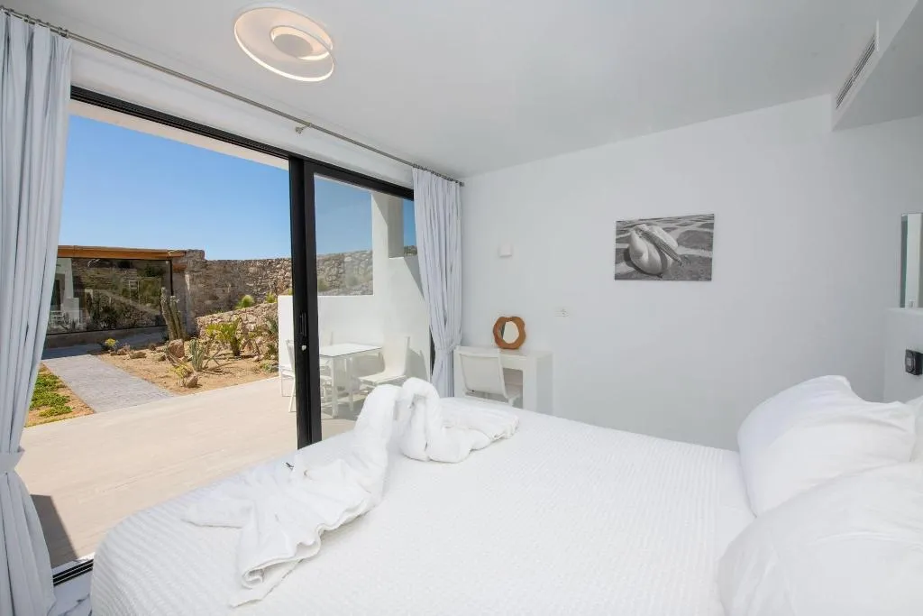 Room, Bianco A Nero, Mykonos
