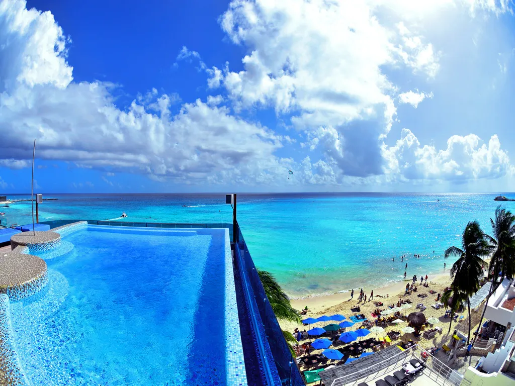 General view, The Carmen Hotel - Ocean Front, Playa Del Carmen