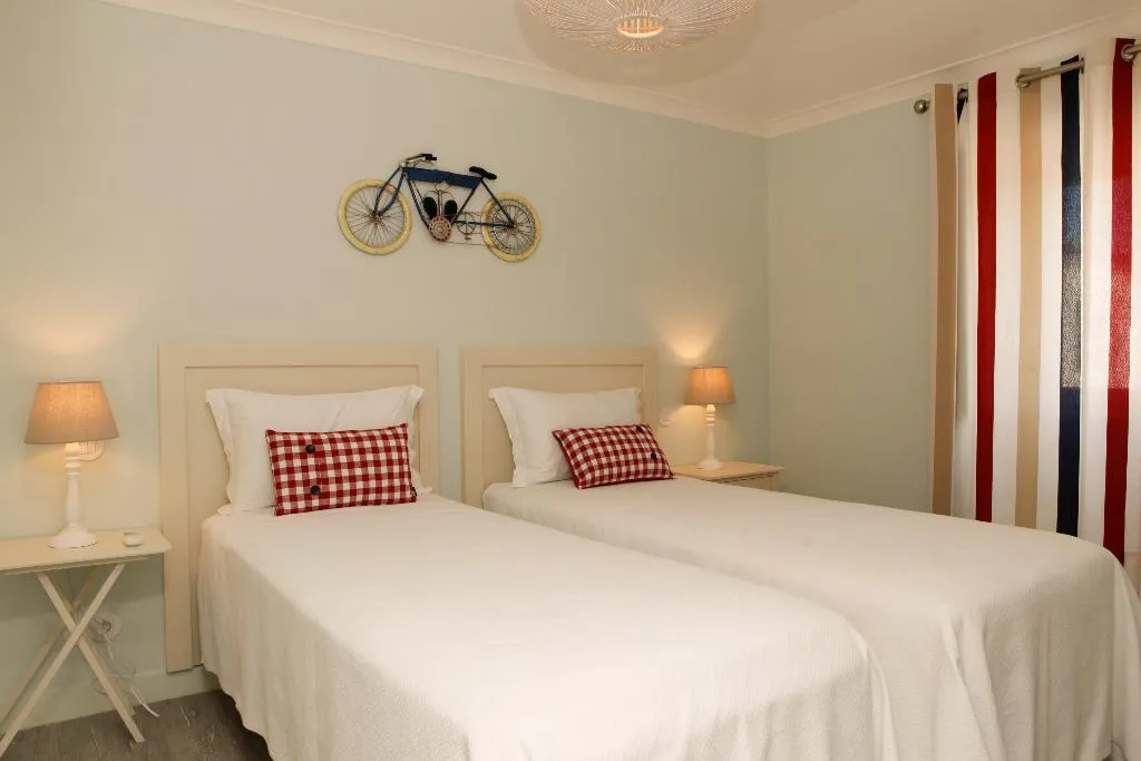 VILLA SUPERIOR Room, Casa Palmela - Small Luxury Hotels & Villas, Lisbon