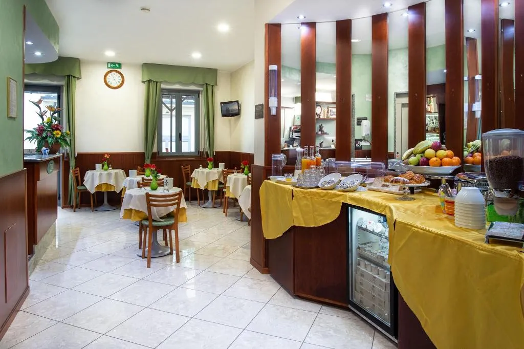 Bar, Hotel Dorè, Milan
