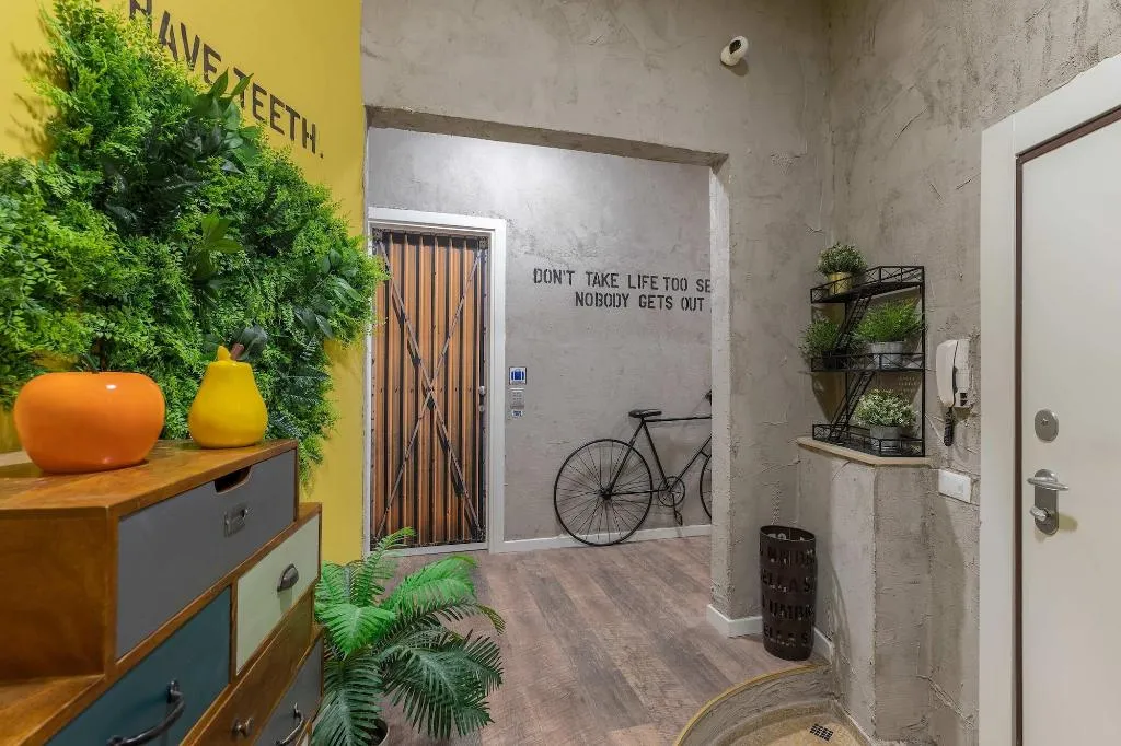 Lobby, Code Rooms, Florence