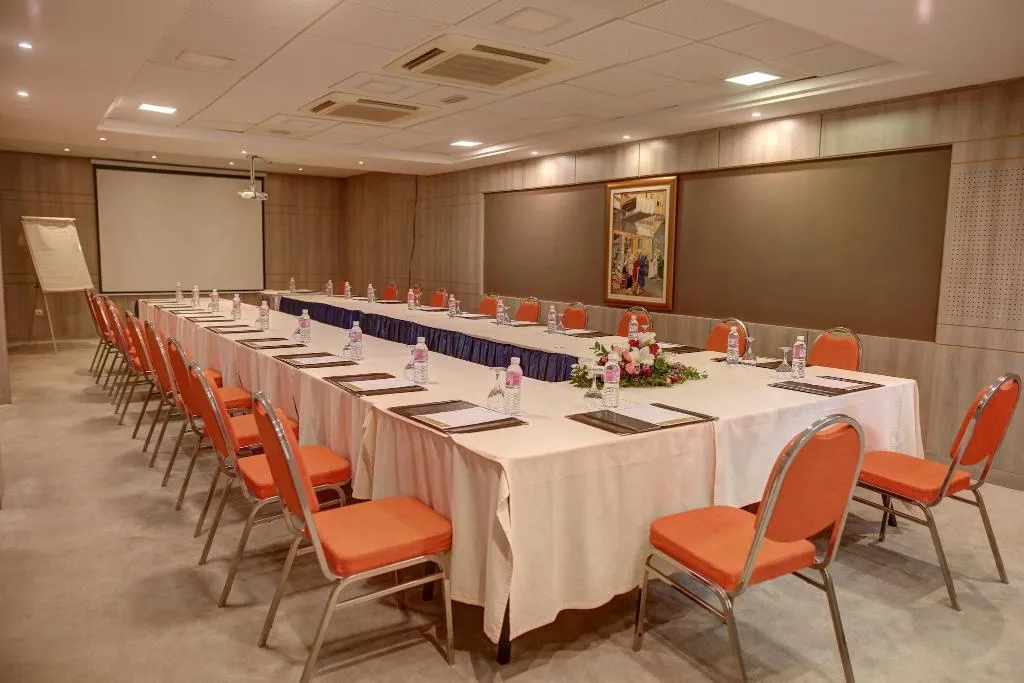Conferences, Lac Leman, Tunisia