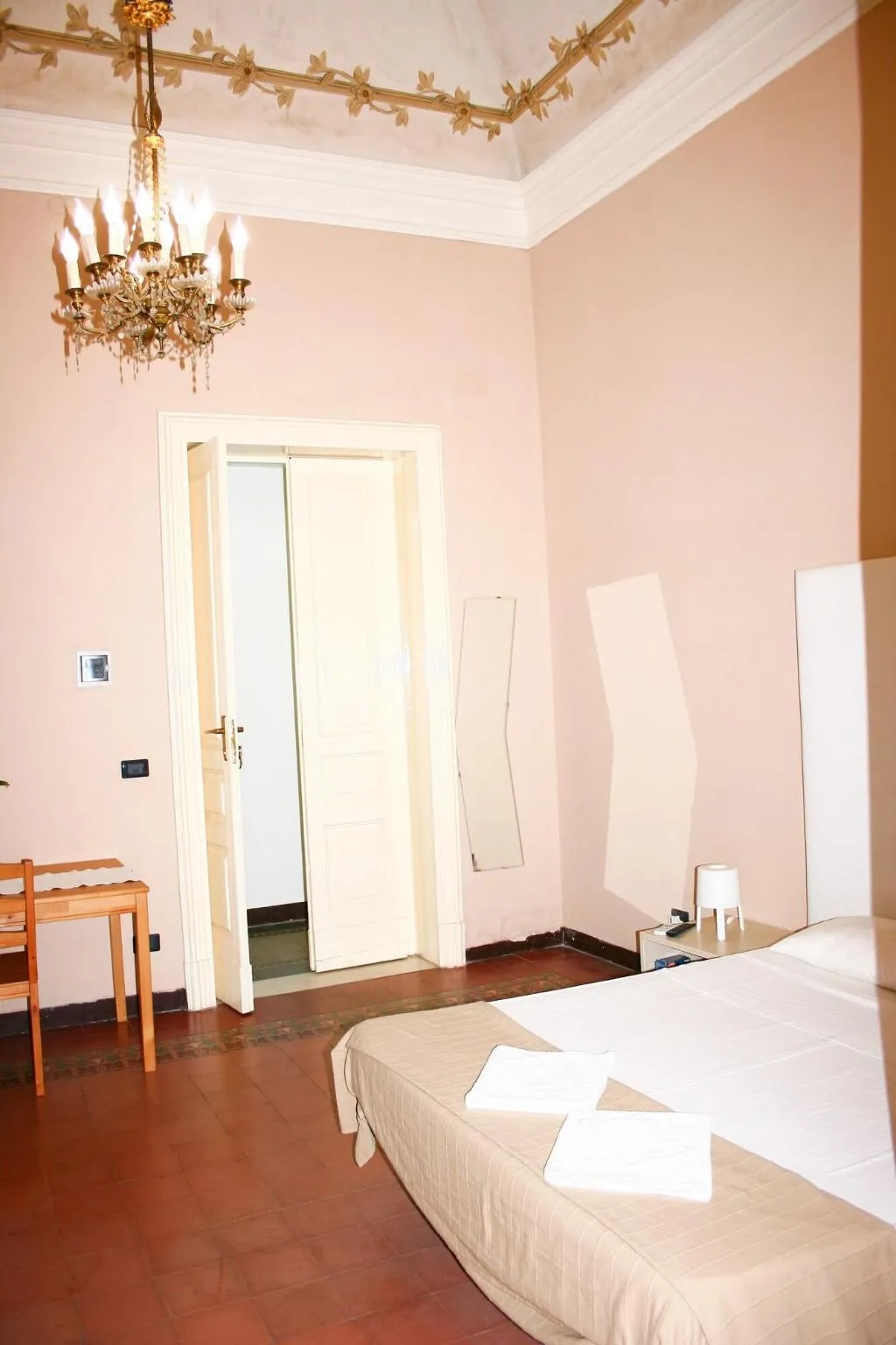 Room, La Casa Di Isabella, Catania