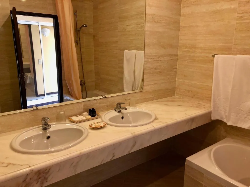 VILLA THREE BEDROOMS Room, Vale do Garrao Villas, Algarve