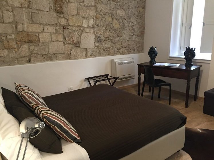 I Santi Coronati Bed & Breakfast, Catania