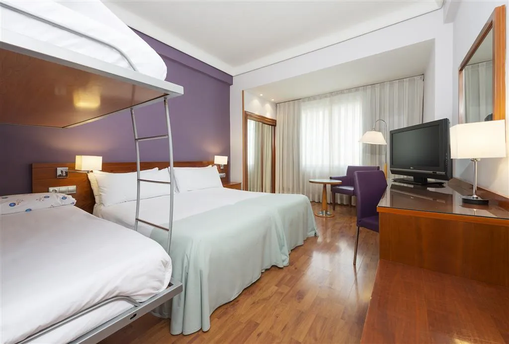 Room, Hotel Madrid Centro Affiliated by Meliá, Madrid