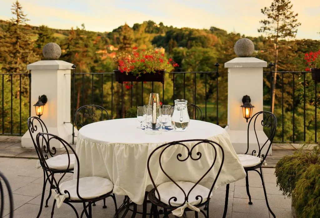Terrace, Hotel Ruze, Prague