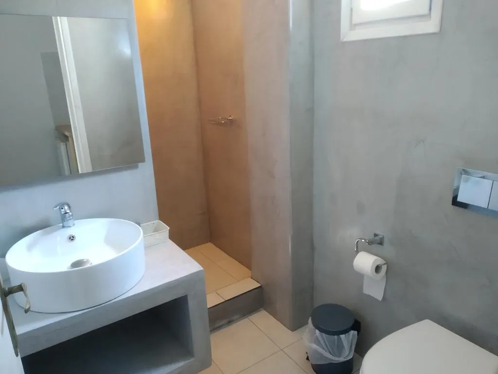 Room, Skala, Santorini