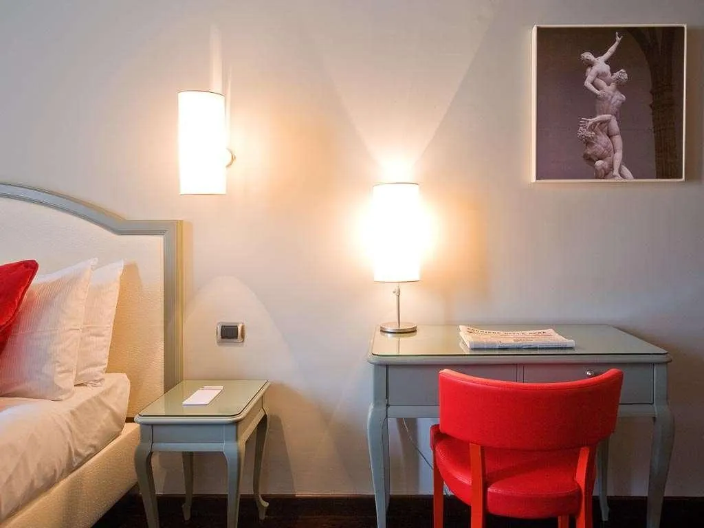 Room, Rosso23, Florence