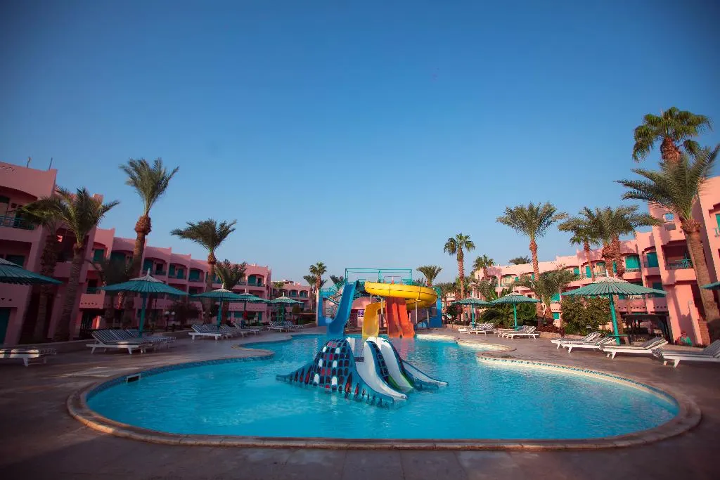 Pool, Le Pacha Resort, Red Sea Riviera