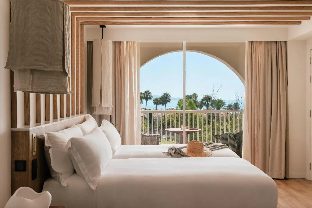 SUITE STANDARD Room, ME Marbella, Costa Del Sol