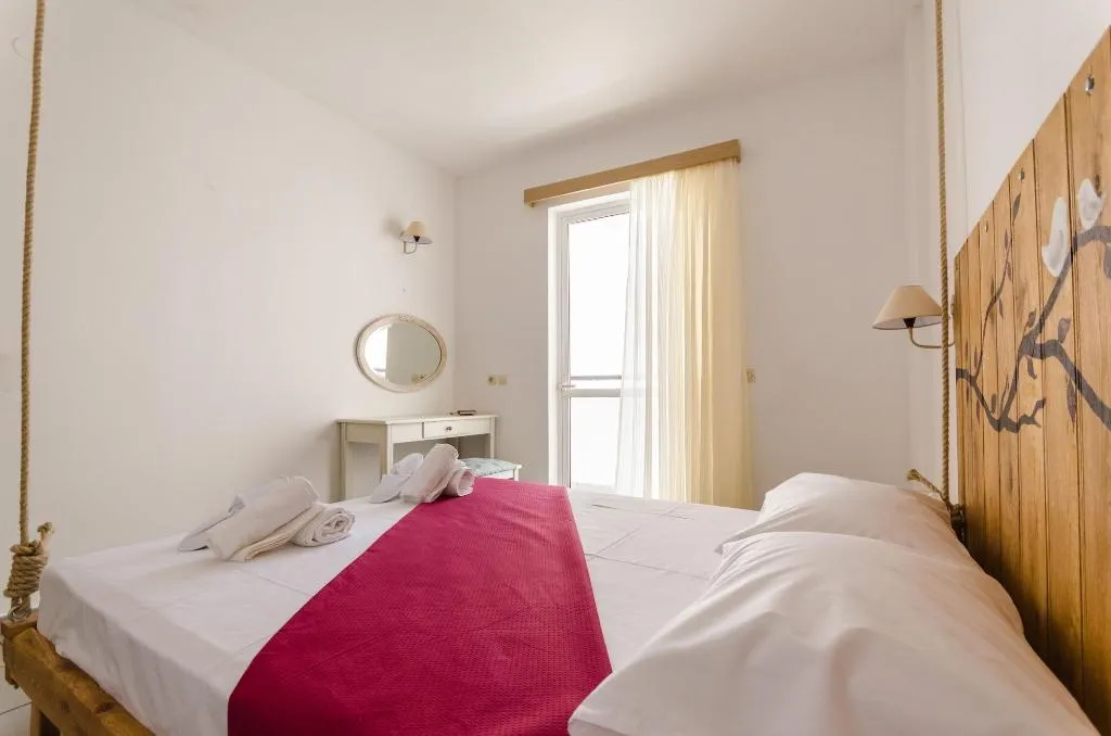 QUADRUPLE MOUNTAIN VIEW Room, Happiness Apartments, Crete