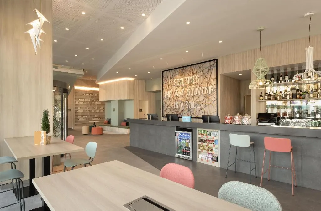 Lobby, Hampton By Hilton Malaga Martiricos, Costa Del Sol