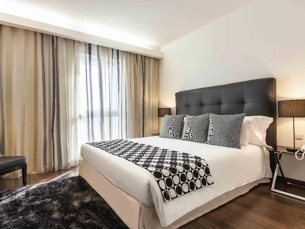 Room, Mercure Lisboa Hotel, Lisbon