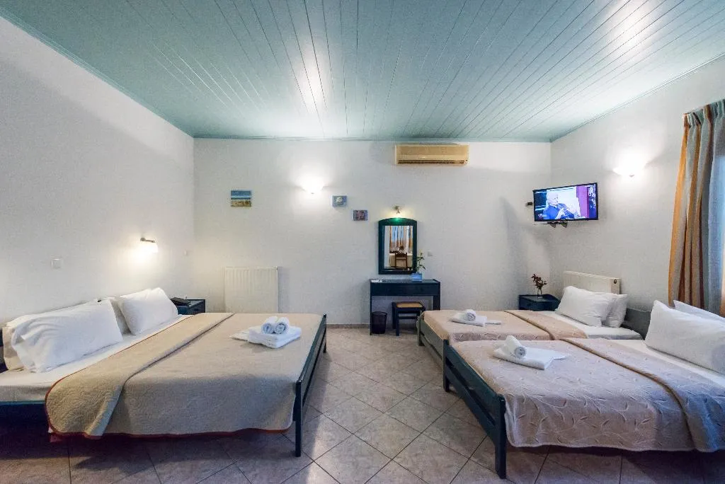APARTMENT GARDEN VIEW Room, Villa Ganios, Kalamata