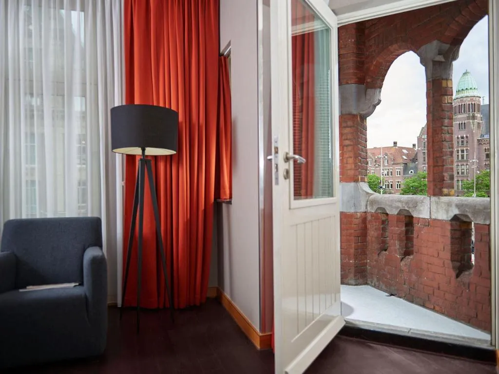 Room, Swissotel Amsterdam, Amsterdam