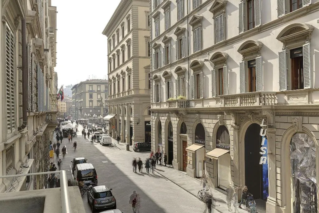 Room, Il Salotto Di Firenze, Florence