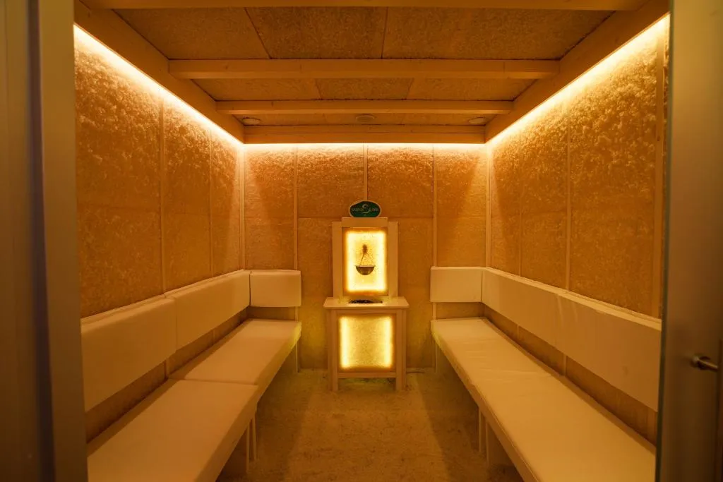 Sports and Entertainment, Portici - Romantik & Wellness, Milan