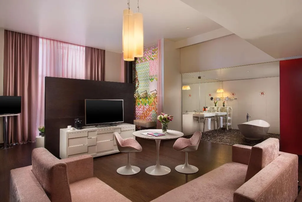 JUNIOR SUITE STANDARD Room, nhow Milano, Milan