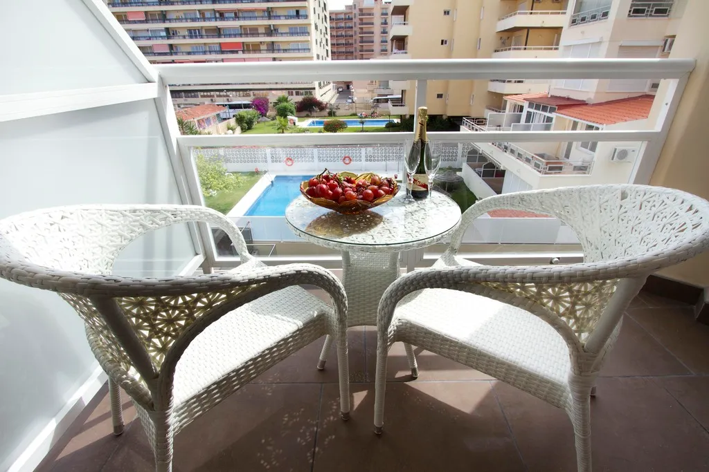DOUBLE WITH TERRACE Room, Moon Dreams Torremolinos, Costa Del Sol