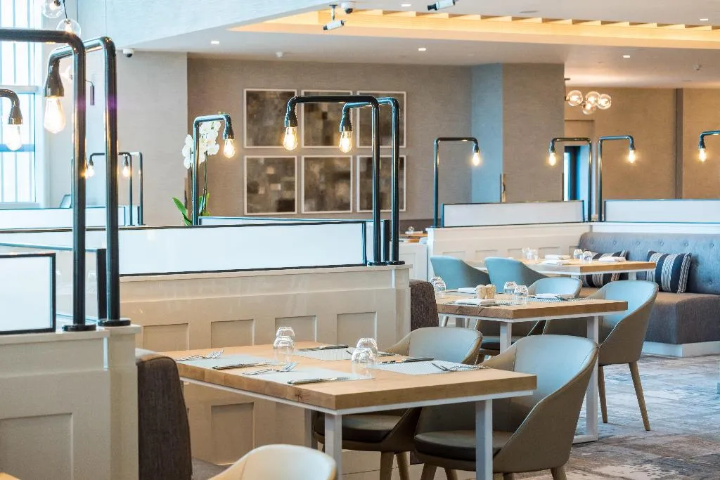 Restaurant, Holiday Inn & Suites Dubai Festival City, Dubai