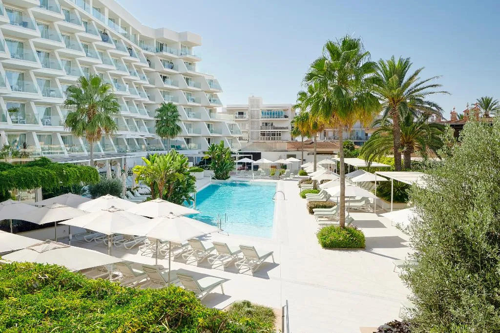 FAMILY ROOM POOL VIEW Room, Iberostar Selection Playa de Palma, Majorca