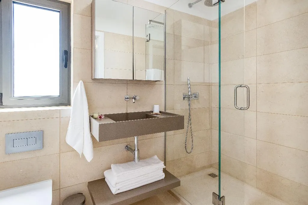 TOWNHOME THREE BEDROOMS Room, Carvoeiro Gardens, Algarve