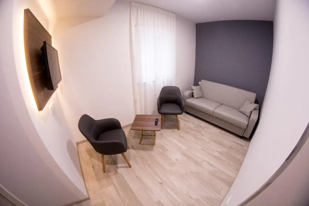 JUNIOR SUITE STANDARD Room, 8 Room Hotel, Catania