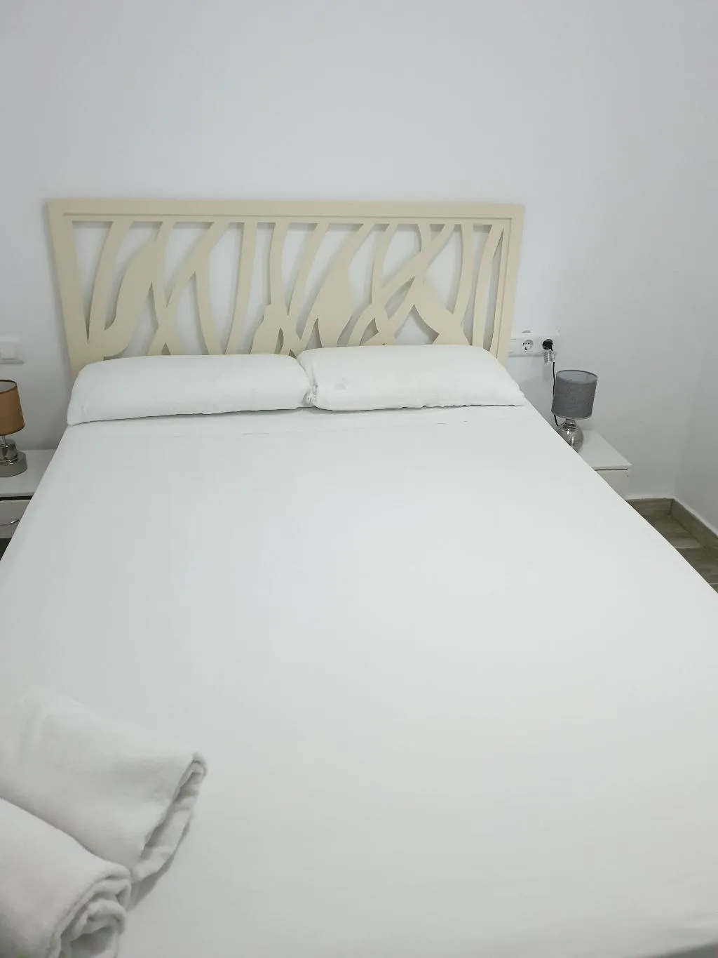 APARTMENT TWO BEDROOMS Room, Style Apartments Cabanyal Marina Beach, Valencia