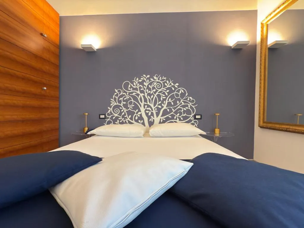 APARTMENT SUPERIOR Room, Hotel Europa, Milan