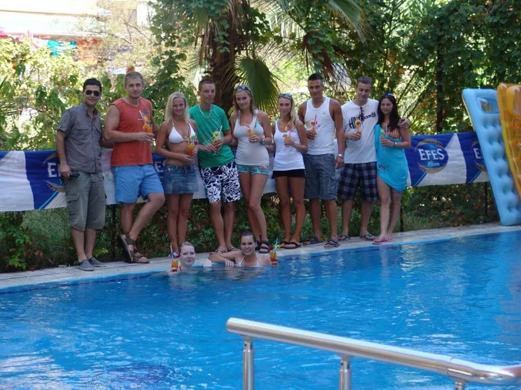 Sports and Entertainment, Kleopatra Ikiz Otel, Antalya