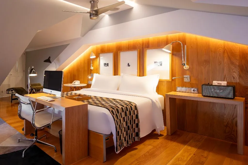 SUITE STANDARD Room, Browns Downtown Hotel, Lisbon